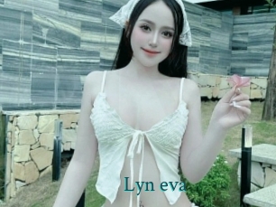 Lyn_eva