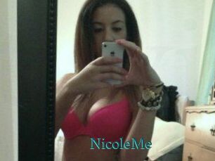 NicoleMe