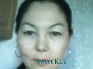 Sweet_Kira_